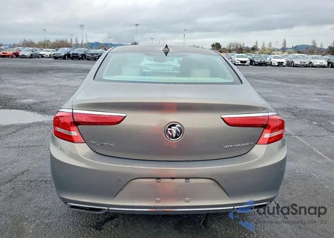 2017 Buick Lacrosse Essence z USA, uszkodzony, nr VIN 1G4ZP5SS4HU164575